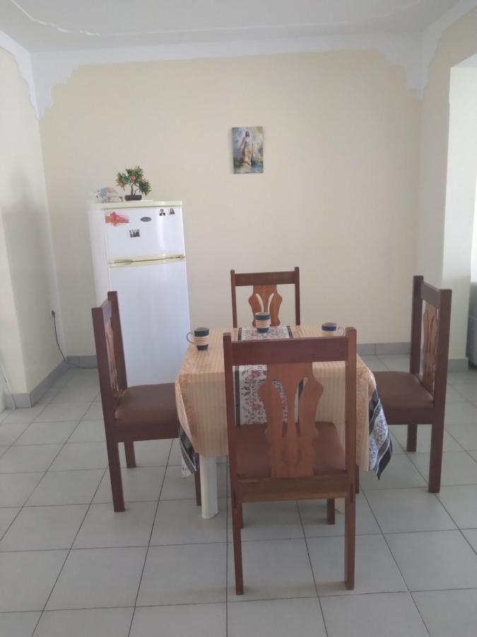 Pensao Domingas Hotell São Filipe Exteriör bild
