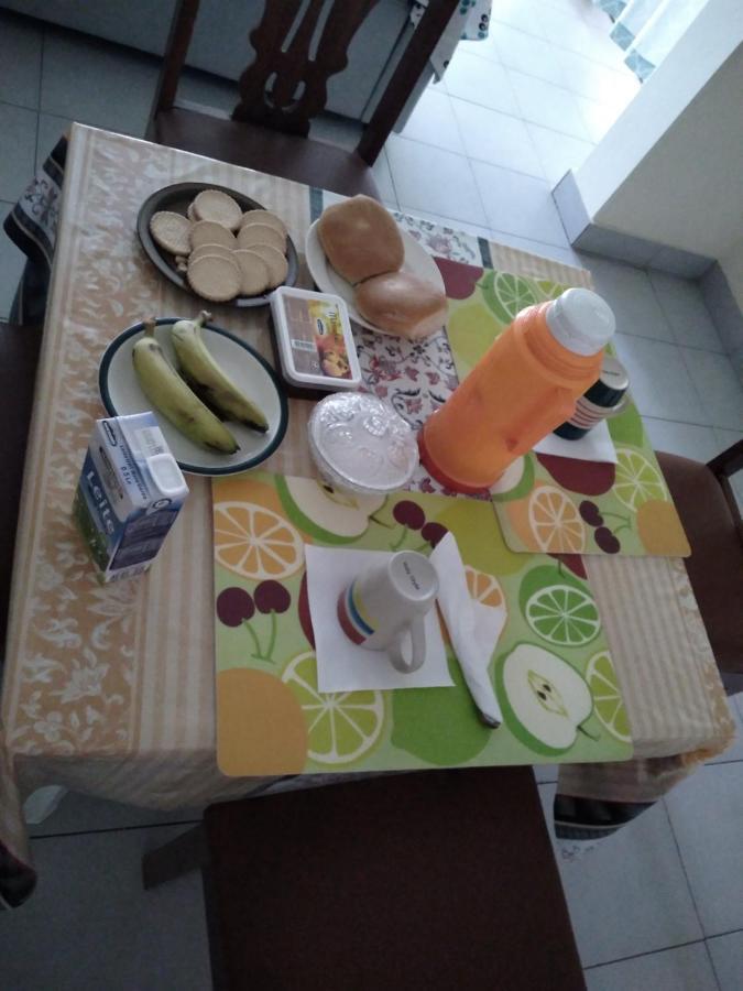 Pensao Domingas Hotell São Filipe Rum bild